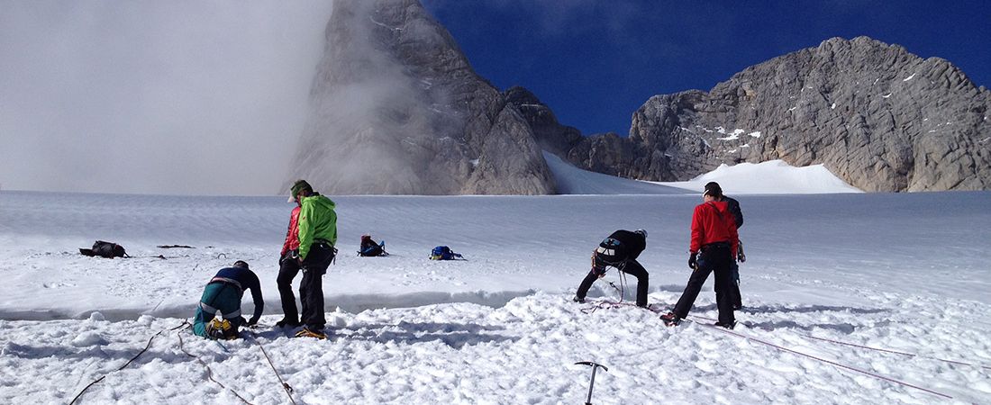 Spaltenbergung-dachstein-schladming